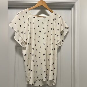 Ann Taylor flutter sleeve print blouse in XL